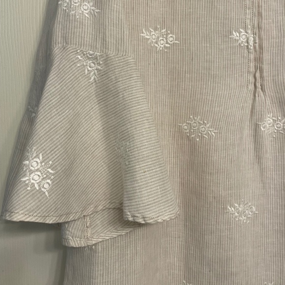 St Tropez Linen Beach Coverup - Picture 8 of 9